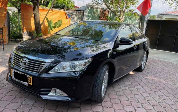 Sell White 2014 Toyota Camry in Angono-4