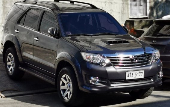 White Toyota Fortuner 2015 for sale in Quezon City