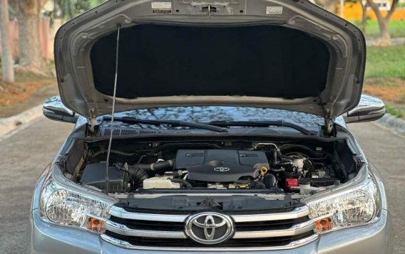 Silver Toyota Hilux 2018 for sale in Manila-9