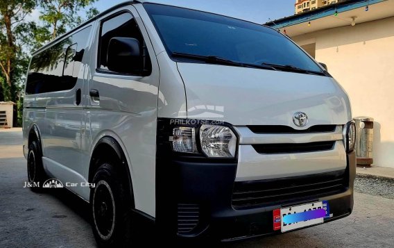 2020 Toyota Hiace  Commuter 3.0 M/T in Pasay, Metro Manila