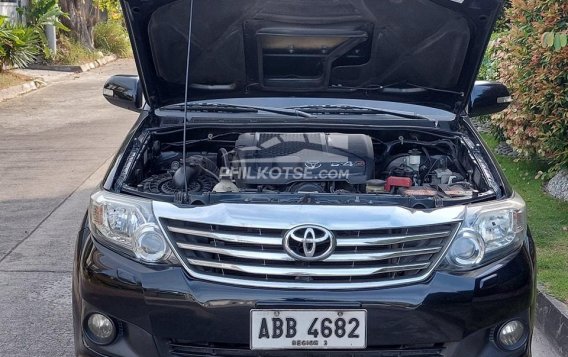 2014 Toyota Fortuner  2.4 V Diesel 4x2 AT in Angeles, Pampanga-8
