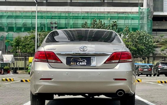 2011 Toyota Camry in Makati, Metro Manila-2