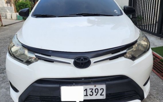 Sell White 2016 Toyota Vios in Caloocan-6