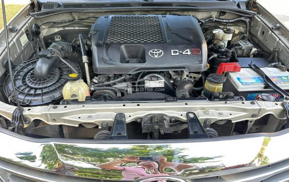 2016 Toyota Fortuner  2.4 V Diesel 4x2 AT in Las Piñas, Metro Manila-10