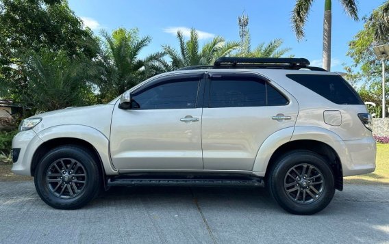 Sell White 2016 Toyota Fortuner in Las Piñas-2