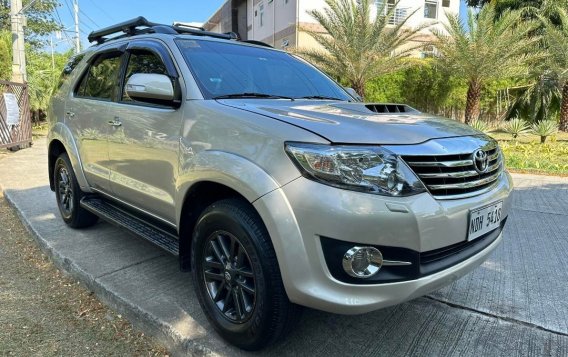 Sell White 2016 Toyota Fortuner in Las Piñas-5