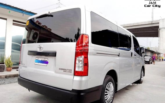 2021 Toyota Hiace  Commuter Deluxe in Pasay, Metro Manila-7