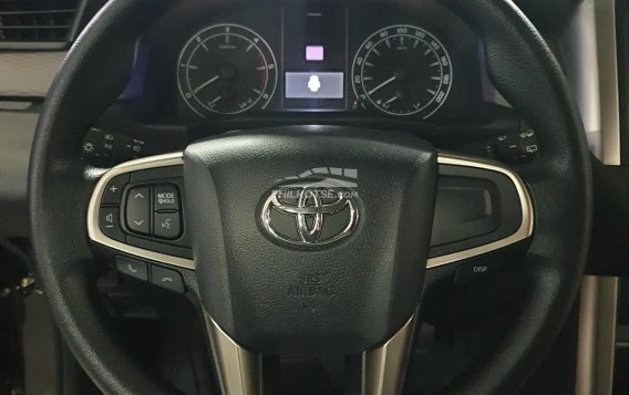 2022 Toyota Innova  2.8 E Diesel AT in Quezon City, Metro Manila-13