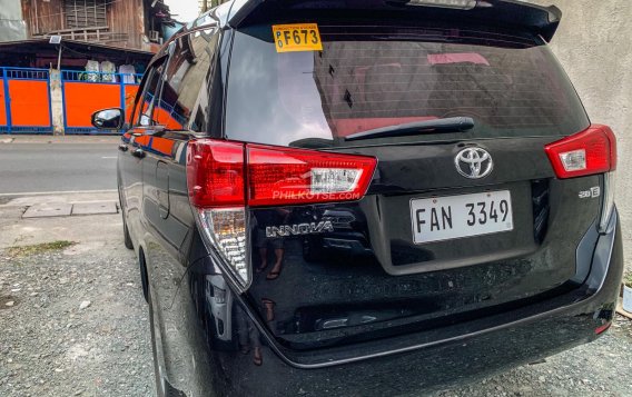 2019 Toyota Innova  2.8 E Diesel AT in Mandaluyong, Metro Manila-10
