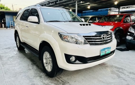 Pearl White Toyota Fortuner 2014 for sale in Automatic-2