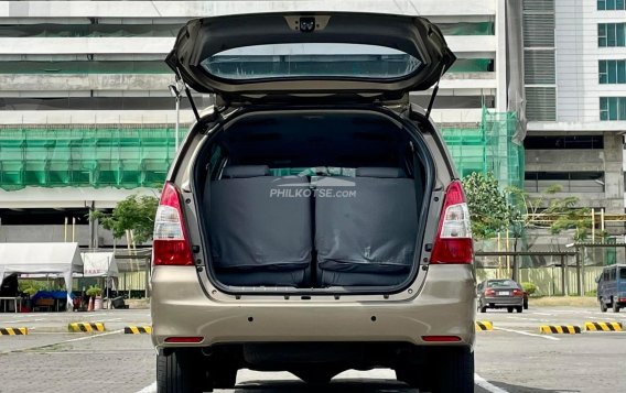 2013 Toyota Innova in Makati, Metro Manila-8