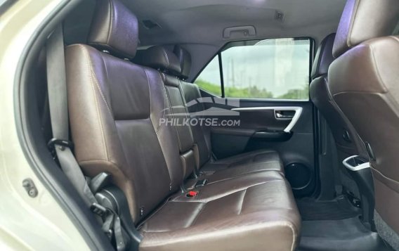 2017 Toyota Fortuner  2.4 V Diesel 4x2 AT in Manila, Metro Manila-9