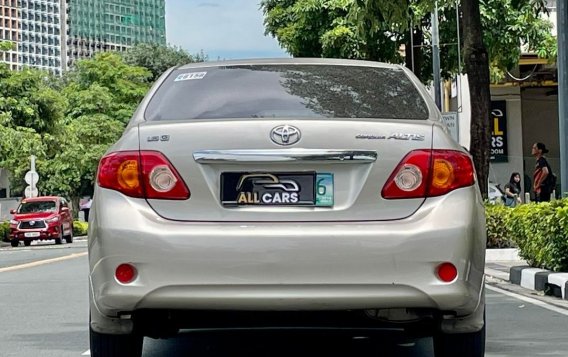 Sell White 2009 Toyota Altis in Makati-3