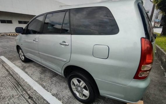 Green Toyota Innova 2007 for sale in Cainta