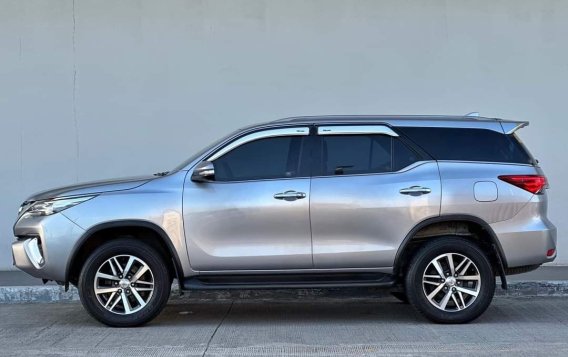 Silver Toyota Fortuner 2017 for sale in Manila-9