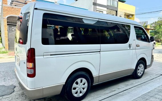 Selling White Toyota Hiace 2008 in Pasig-3