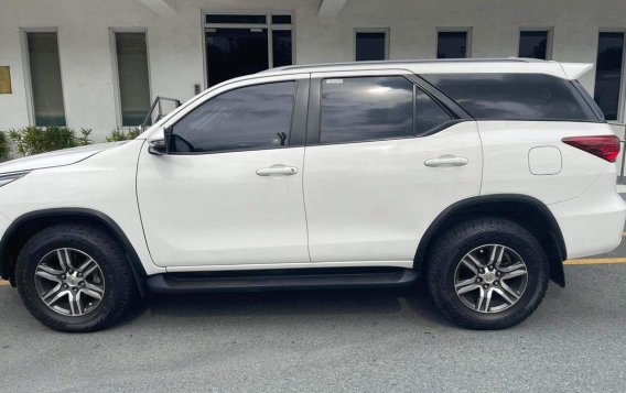 White Toyota Fortuner 2017 for sale in Parañaque-4