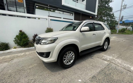 White Toyota Fortuner 2012 for sale in Manual-3