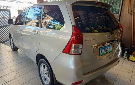 White Toyota Avanza 2014 for sale in Pasig-3