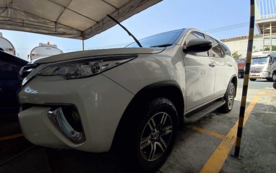 White Toyota Fortuner 2017 for sale in Parañaque-2