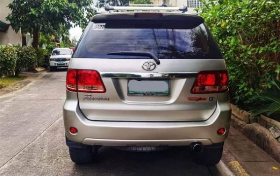 Selling White Toyota Fortuner 2023 in Muntinlupa-2