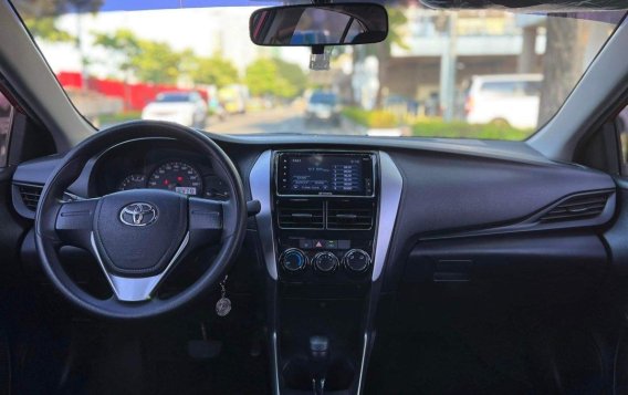 Selling White Toyota Vios 2019 in Makati-6