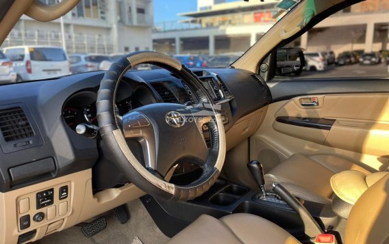 2014 Toyota Fortuner in Makati, Metro Manila-10