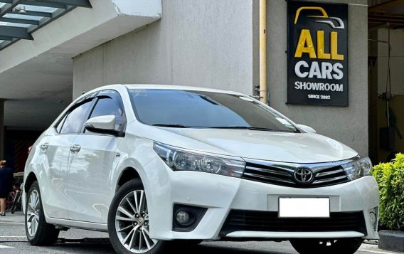 White Toyota Corolla altis 2016 for sale in Makati