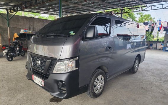 White Toyota Innova 2022 for sale in Manila-4