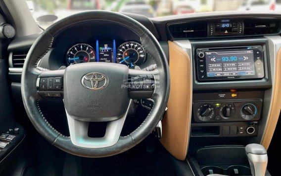 2017 Toyota Fortuner  2.7 G Gas A/T in Makati, Metro Manila-15