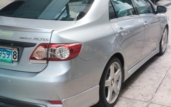 White Toyota Altis 2013 for sale in Automatic-1