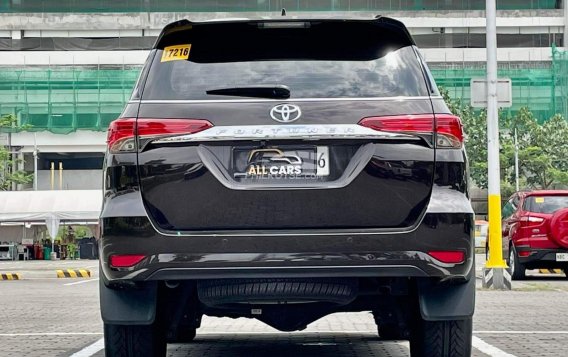 2017 Toyota Fortuner  2.4 V Diesel 4x2 AT in Makati, Metro Manila-5