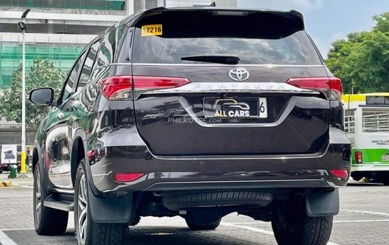 2017 Toyota Fortuner  2.4 V Diesel 4x2 AT in Makati, Metro Manila-2