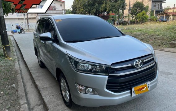 White Toyota Innova 2021 for sale in Mandaluyong