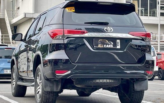 Sell White 2017 Toyota Fortuner in Makati-5