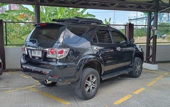 White Toyota Fortuner 2012 for sale in Santa Maria