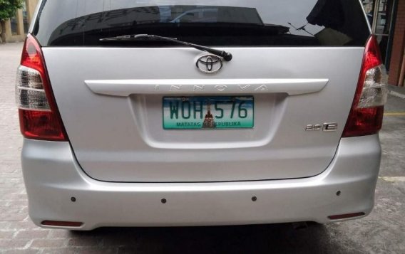 Silver Toyota Innova 2014 for sale in Quezon City-4