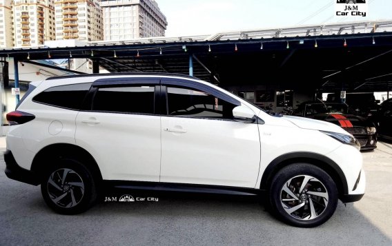 2019 Toyota Rush  1.5 G AT in Pasay, Metro Manila-8