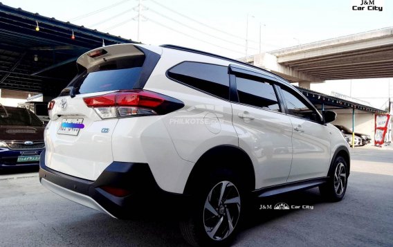 2019 Toyota Rush  1.5 G AT in Pasay, Metro Manila-7