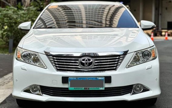 Pearl White Toyota Camry 2013 for sale in Automatic-1