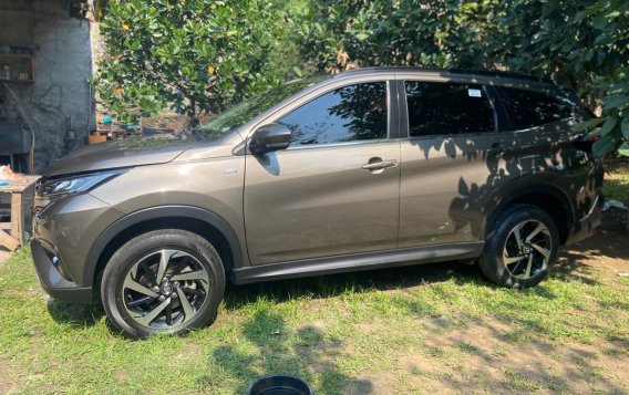 Bronze Toyota Rush 2019 for sale in Automatic-1