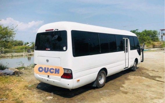 White Toyota Coaster 2016 for sale in Manual-4
