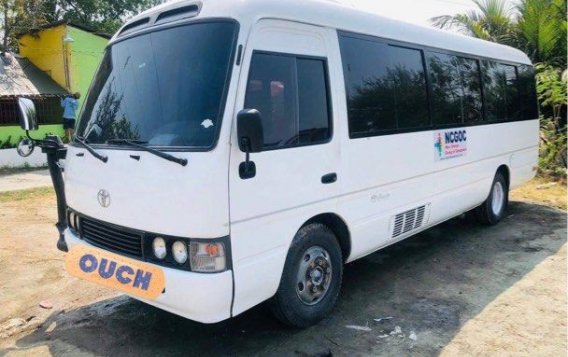 White Toyota Coaster 2016 for sale in Manual-6
