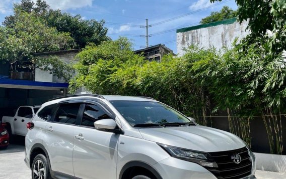 Sell Silver 2019 Toyota Rush in Pasig-2