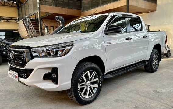 White Toyota Hilux 2018 for sale in Automatic-2