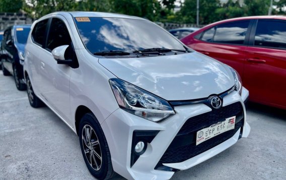 Selling White Toyota Wigo 2022 in Quezon City-2