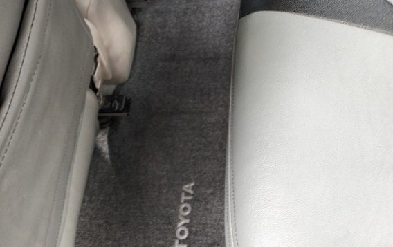 Sell White 2013 Toyota Corolla altis in Parañaque-7