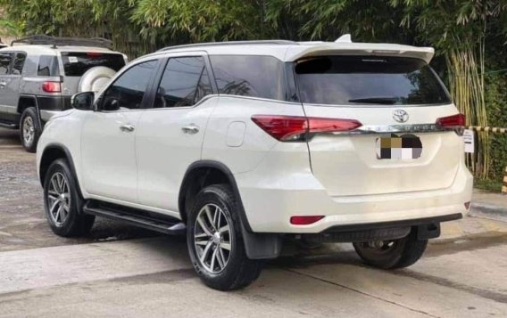 White Toyota Fortuner 2018 for sale in Cainta-4