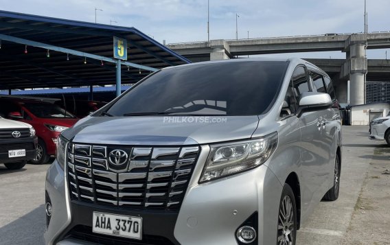 2015 Toyota Alphard in Parañaque, Metro Manila-2