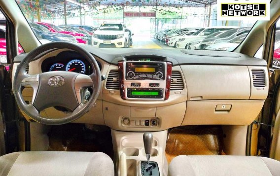 2012 Toyota Innova  2.8 G Diesel AT in Quezon City, Metro Manila-8